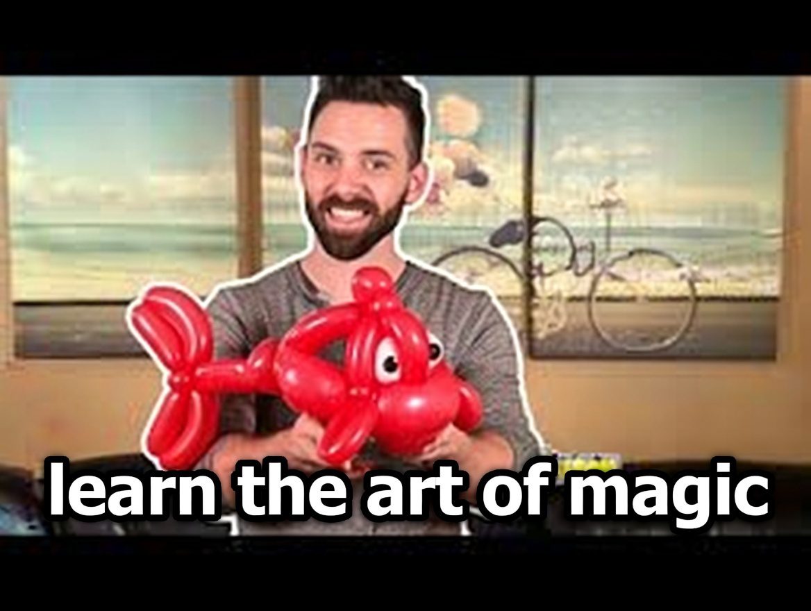 Red fish balloon twisting pro